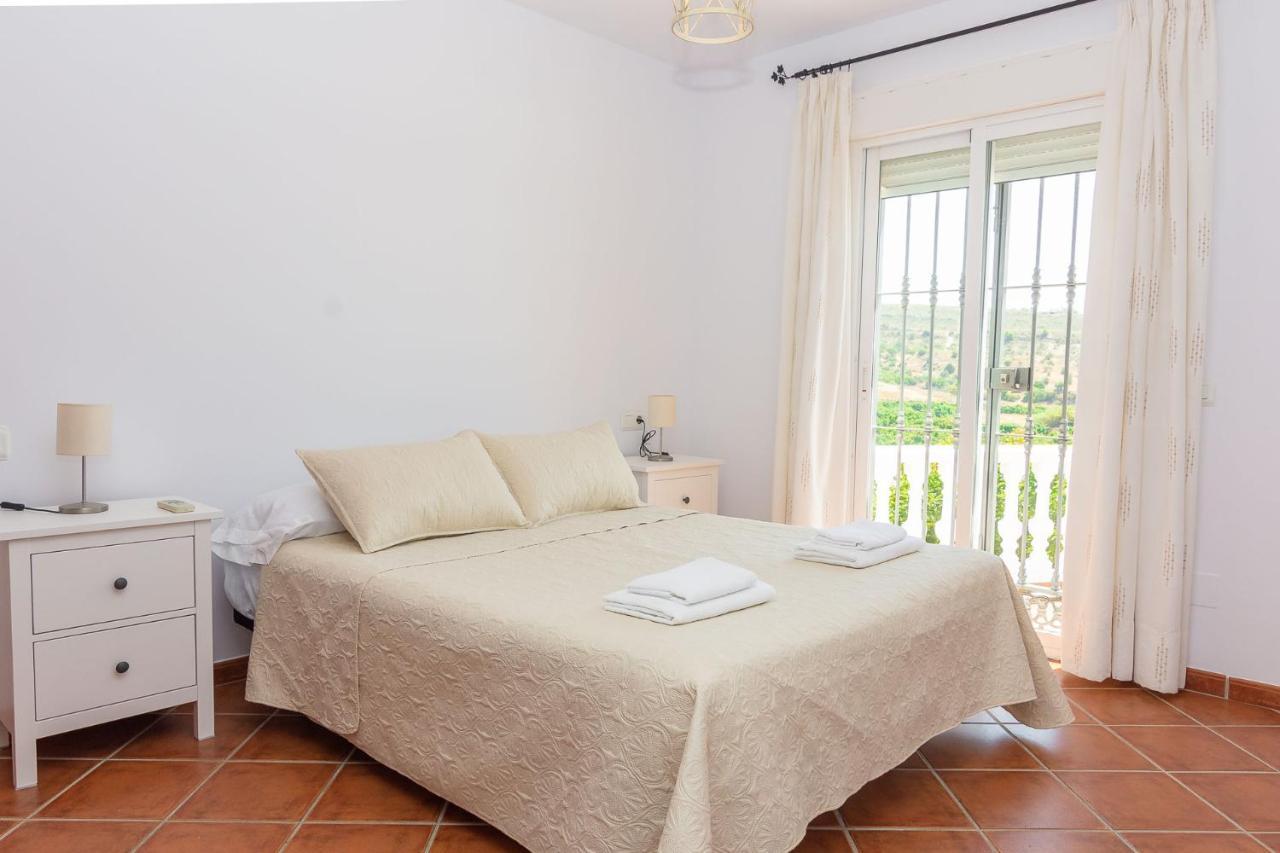 Villa Andalucia: Cerca De Todo, Intimidad Y Espacio Nerja Exteriör bild