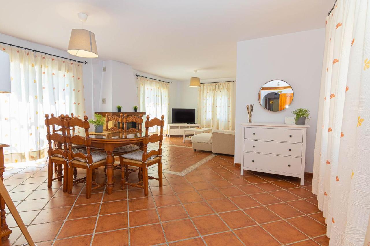 Villa Andalucia: Cerca De Todo, Intimidad Y Espacio Nerja Exteriör bild