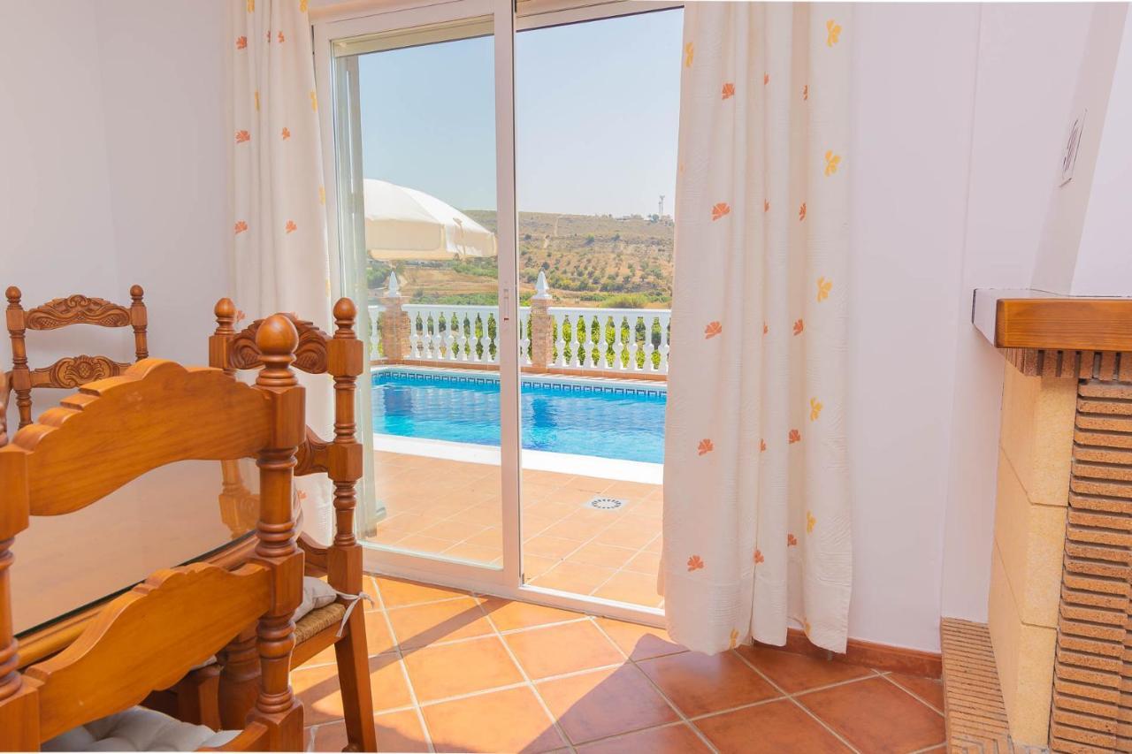 Villa Andalucia: Cerca De Todo, Intimidad Y Espacio Nerja Exteriör bild