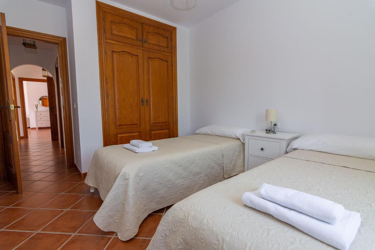 Villa Andalucia: Cerca De Todo, Intimidad Y Espacio Nerja Exteriör bild