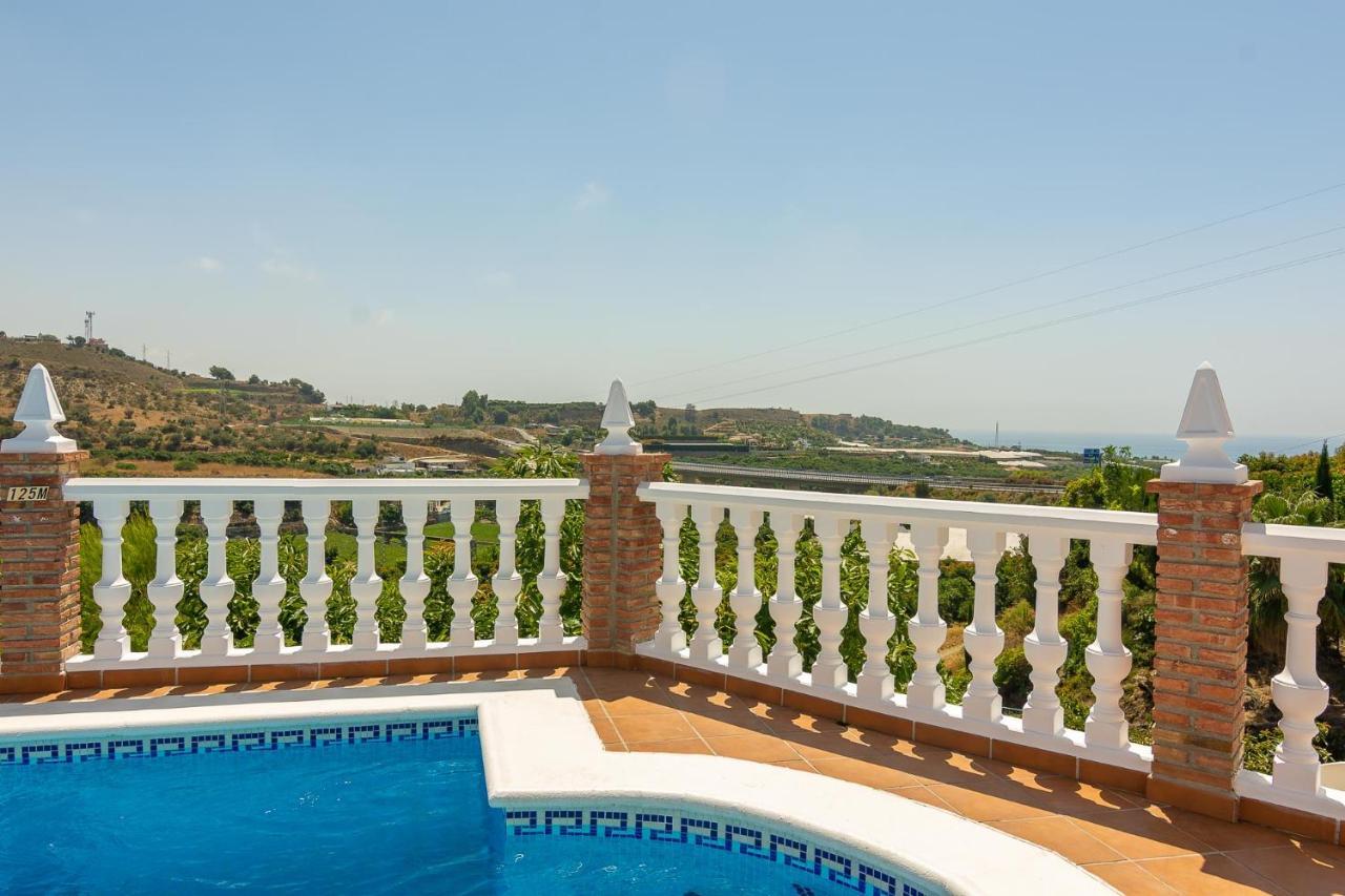 Villa Andalucia: Cerca De Todo, Intimidad Y Espacio Nerja Exteriör bild